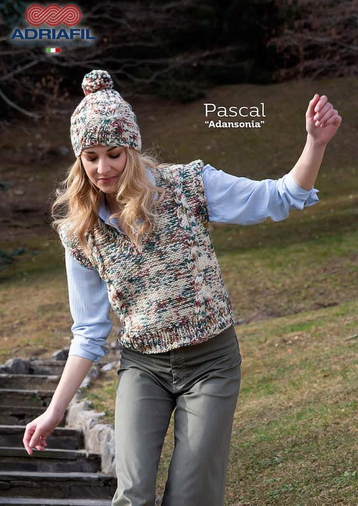 Maglione da donna colorato fatto a mano con filato Adriafil Pascal