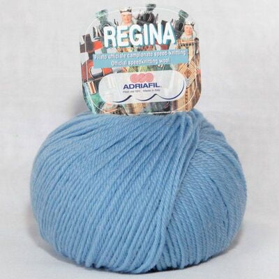 Regina - pura lana merinos 50 gr Col. 09 Regina - pura lana merinos 50 gr Col. 09