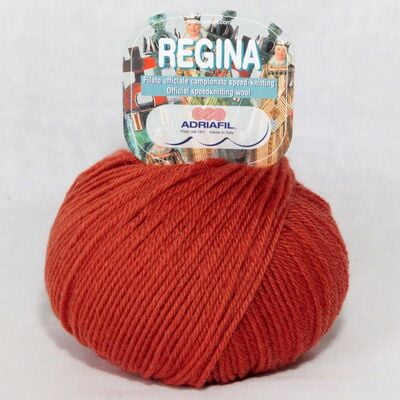 Regina - pura lana merinos 50 gr Col. 35 Regina - pura lana merinos 50 gr Col. 35