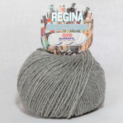 Regina - pura lana merinos 50 gr Col. 82 Regina - pura lana merinos 50 gr Col. 82