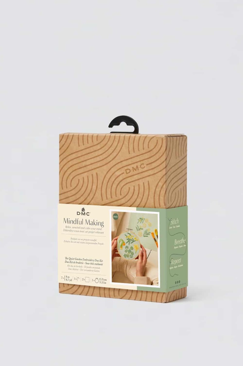 DMC Mindful Making - Sottobosco incantato Kit Ricamo DMC Mindful Making - Sottobosco incantato Kit Ricamo