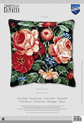 Classic Roses Two - Kit per cuscino da ricamare
